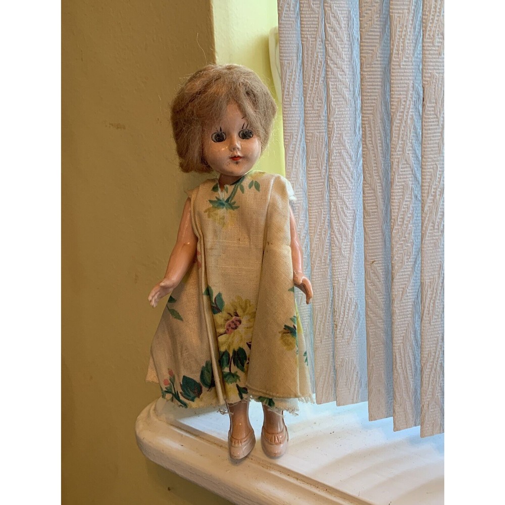 Doll 6" - Molded Arts Co. LLC New York, vintage